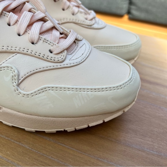 Nike Women’s Air Max 1 LX Guava Ice - Picture 8 of 11